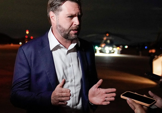 У США потрапив в аварію кортеж Венса: що відомо У США потрапив в аварію кортеж Венса: що відомо